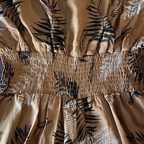 Rusty Leaf Romper - Picture 4 of 11